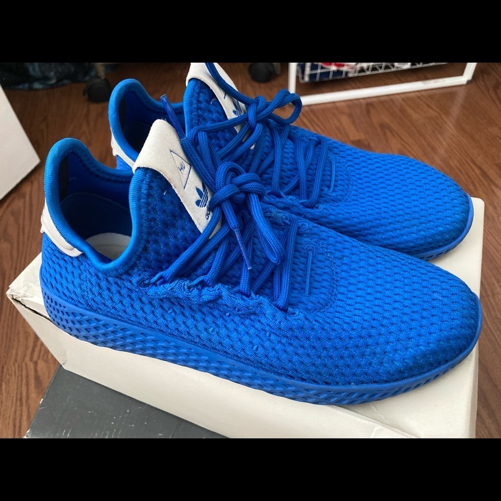 EUC Adidas x Pharrell Williams Tennis Sneaker, Big Kids, Limited Edition
